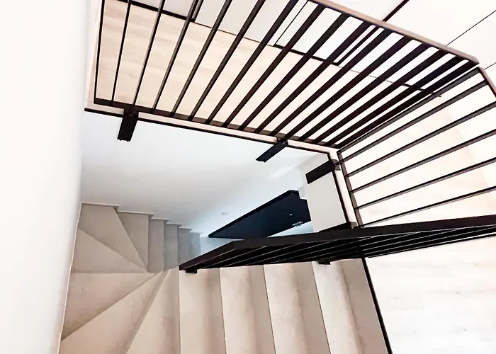 Filmowa Kamienica Kopernika 15 *